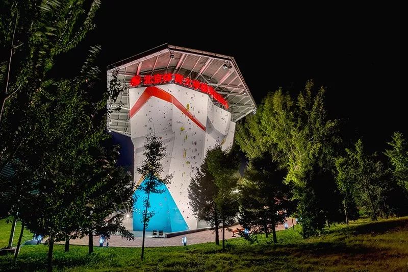 2c5ac96aef234c32ab7aca7c761bd639.jpg 2c5ac96aef234c32ab7aca7c761bd639.jpg