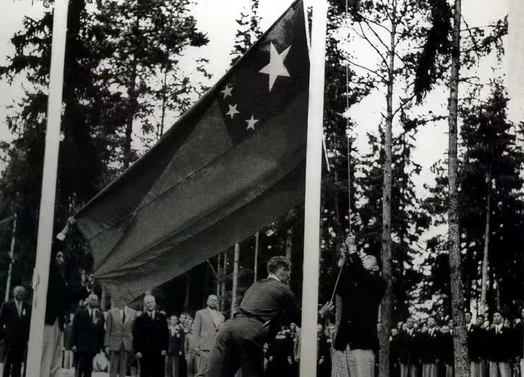 786dcf75545e46a5820619b5fc628d91.jpg 786dcf75545e46a5820619b5fc628d91.jpg